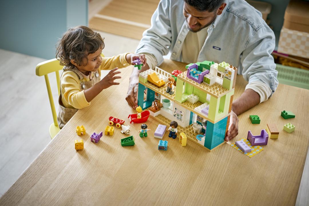 LEGO DUPLO 3-in-1 Modern Family House with Figures 10470