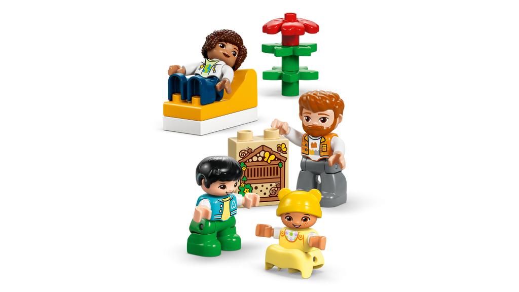 LEGO DUPLO 3-in-1 Modern Family House with Figures 10470