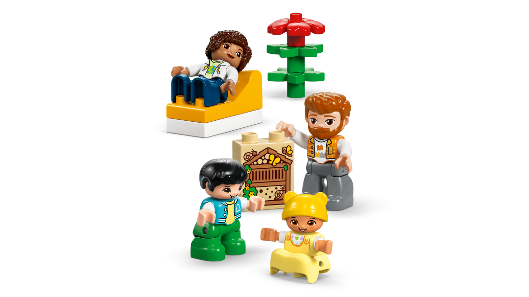 LEGO DUPLO 3-in-1 Modern Family House with Figures 10470