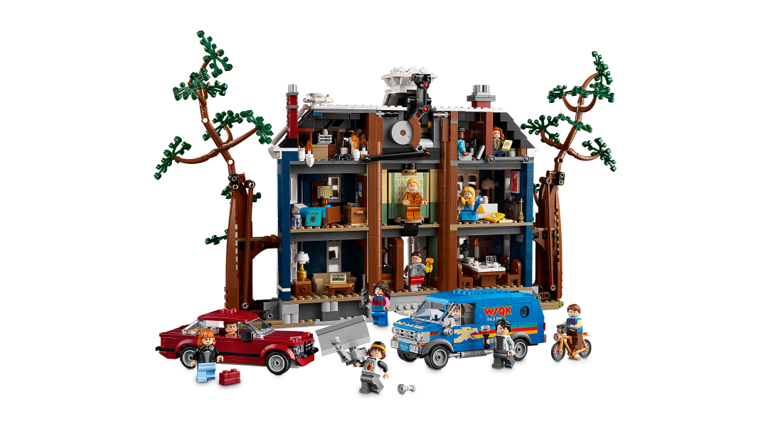 LEGO ICONS Stranger Things: The Creel House 11370