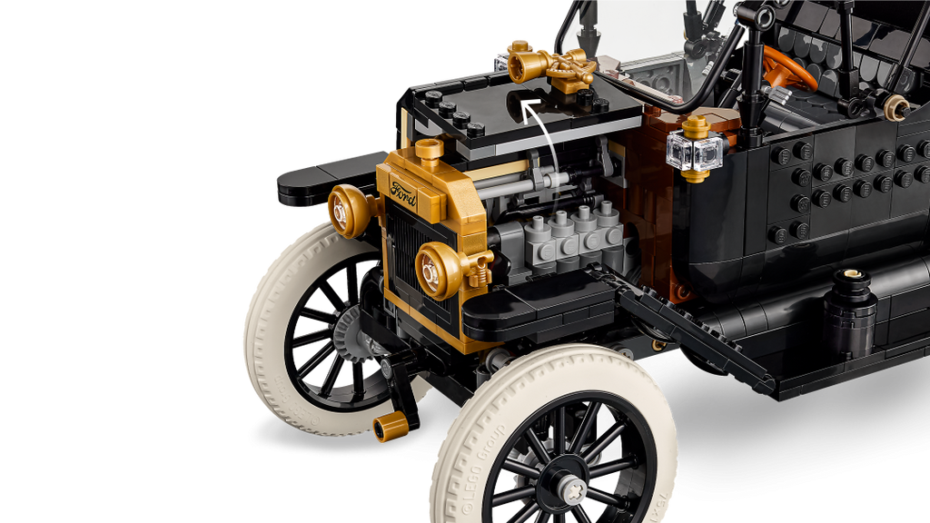 LEGO ICONS Ford Model T 11376