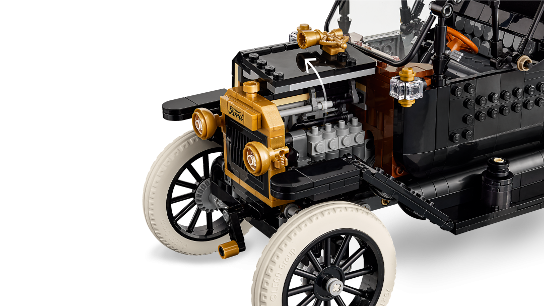 LEGO ICONS Ford Model T 11376