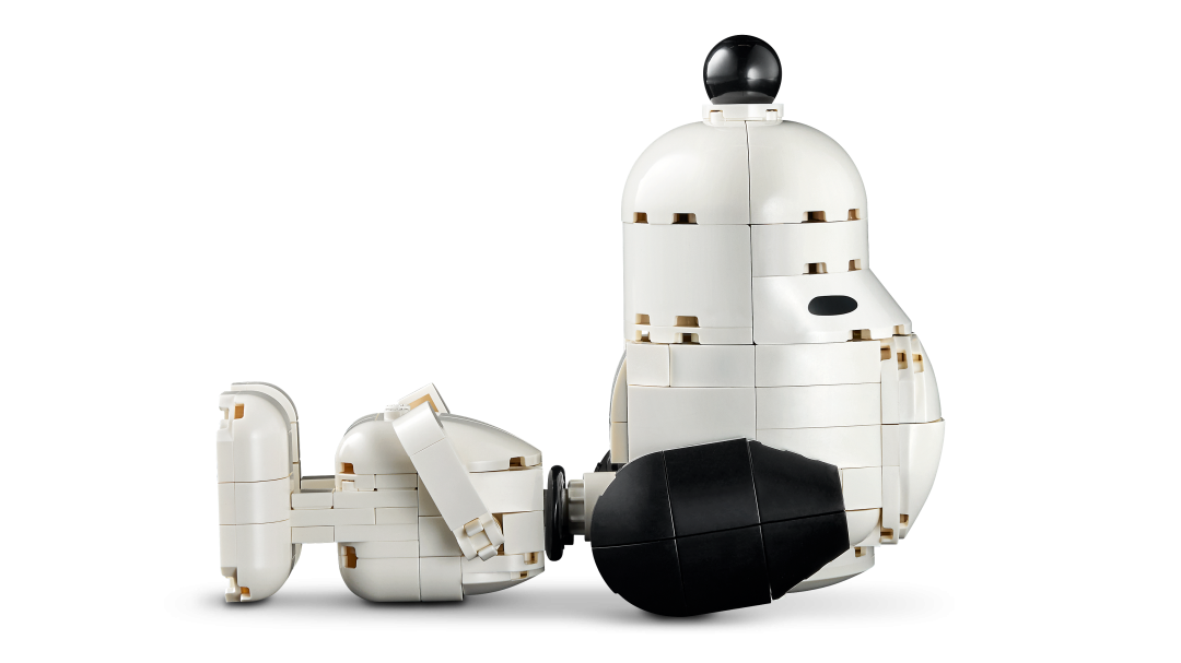 LEGO Ideas Peanuts: Snoopy's Doghouse 21368
