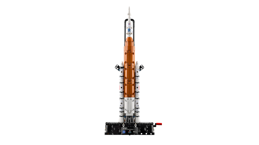 LEGO Technic NASA Artemis Space Launch System Rocket 42221