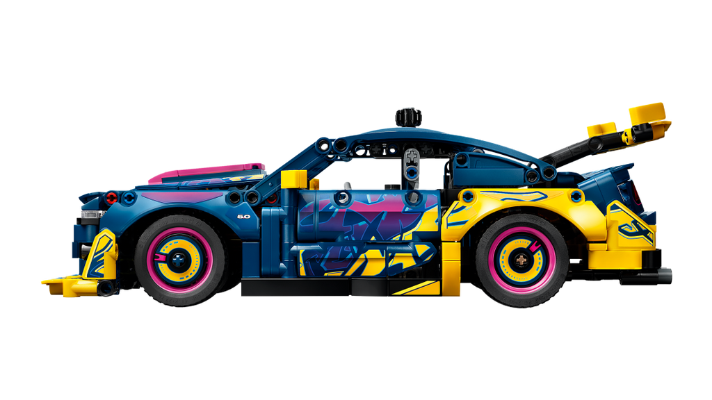 LEGO Technic Custom Garage Ford Mustang GT Car 42236