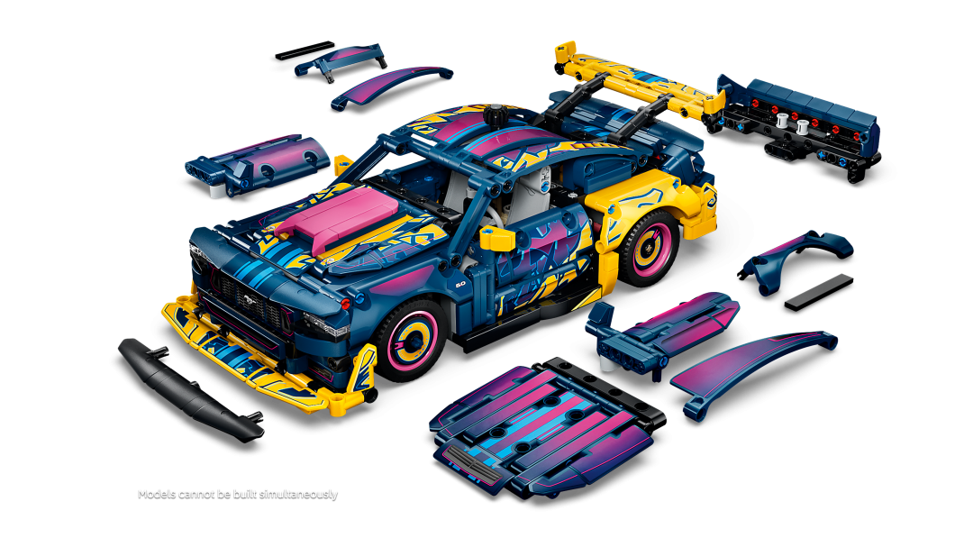 LEGO Technic Custom Garage Ford Mustang GT Car 42236