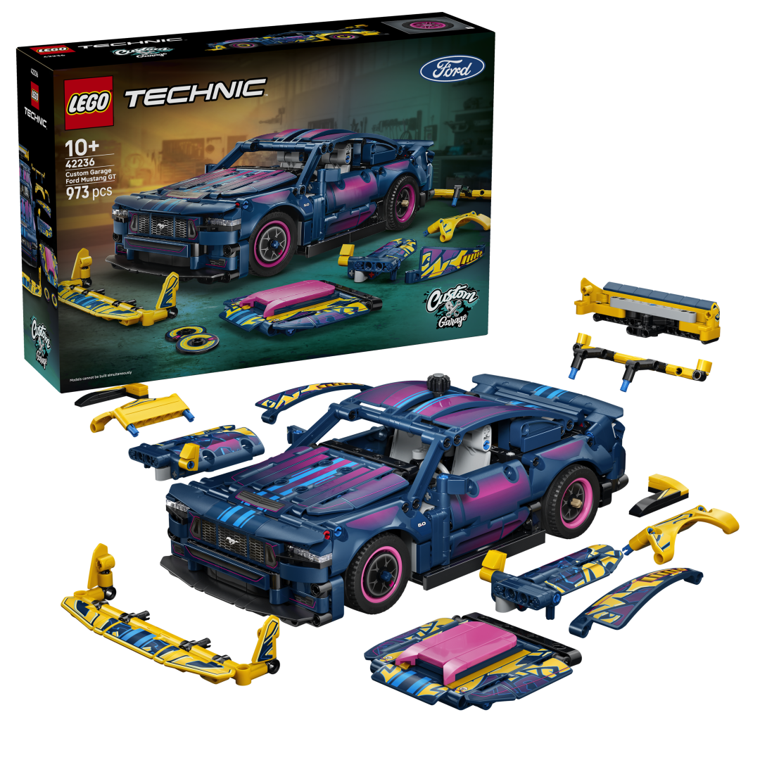 LEGO Technic Custom Garage Ford Mustang GT Car 42236