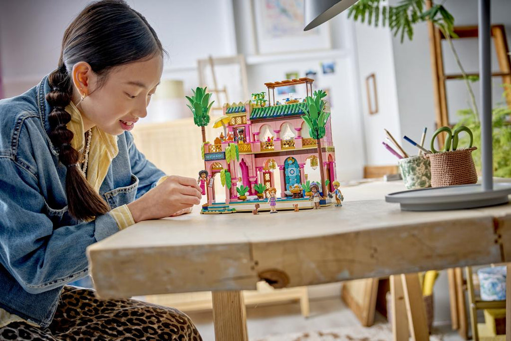 LEGO Friends Garden Restaurant 42691