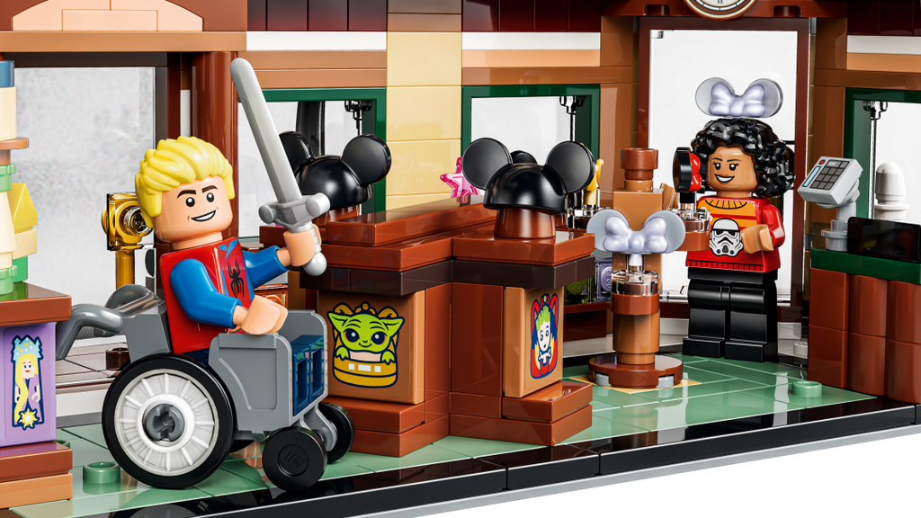 LEGO Disney Main Street, U.S.A. 43302