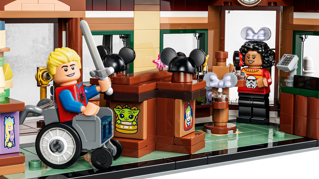 LEGO Disney Main Street, U.S.A. 43302