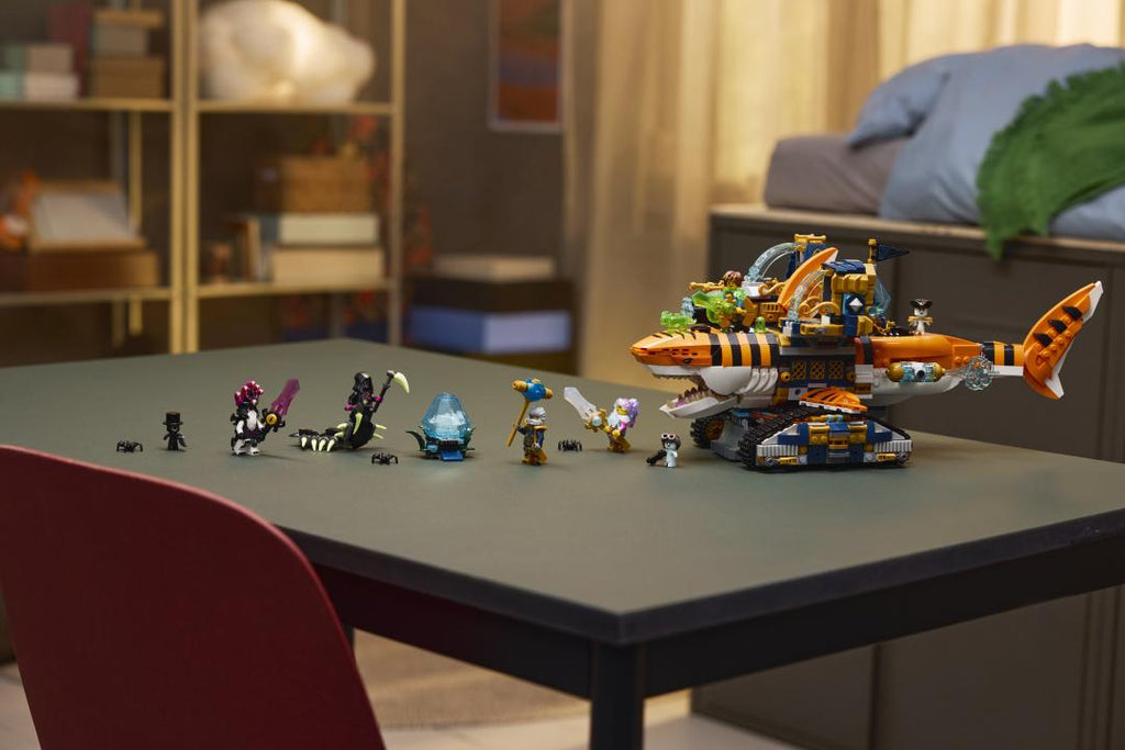 LEGO DREAMZzz Tiger Shark Tank 71515
