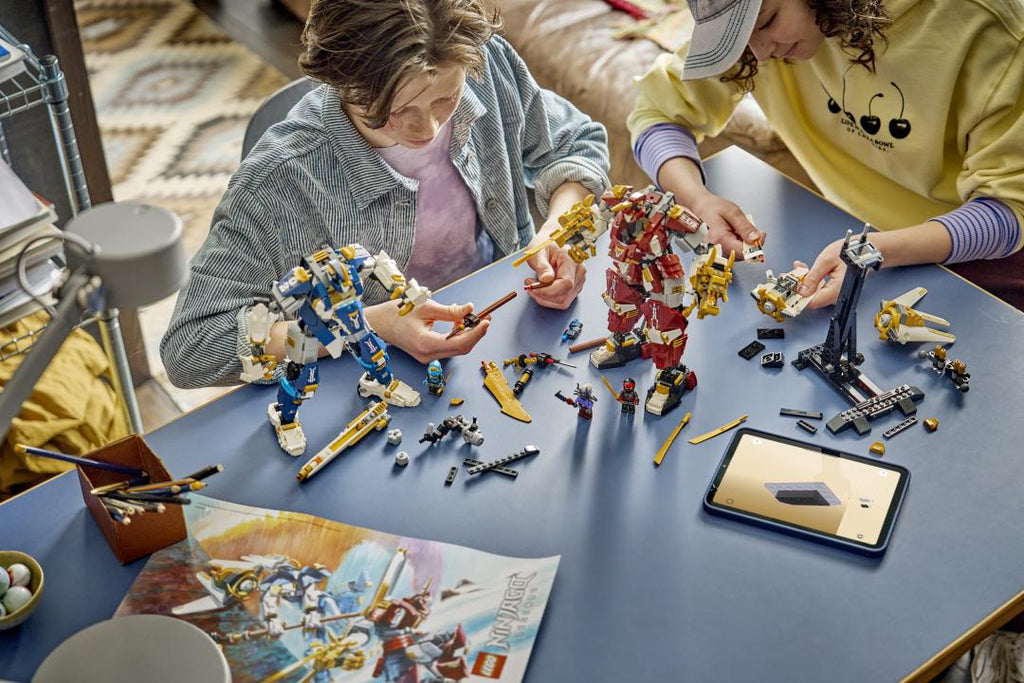LEGO NINJAGO The Twin Titan Mechs 71870