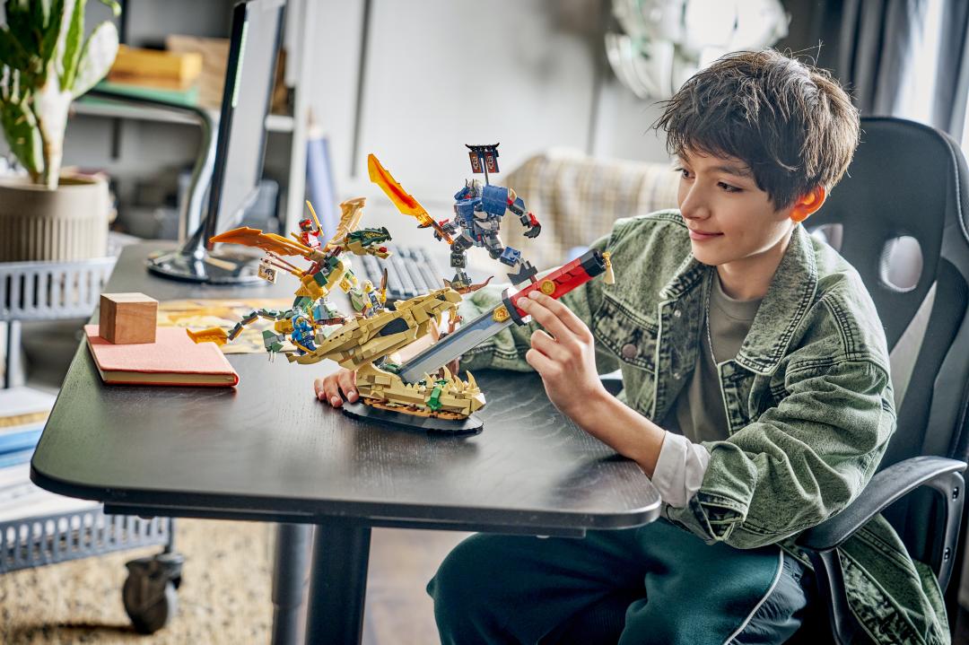 LEGO NINJAGO Battle at the Dragon's Blade 71871