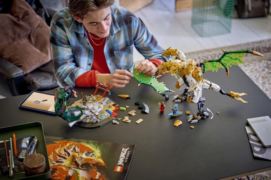 LEGO NINJAGO Ultra Dragon Battle 71872