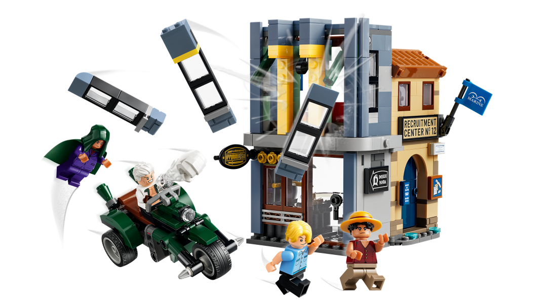 LEGO One Piece Showdown with Captain Smoker 75642