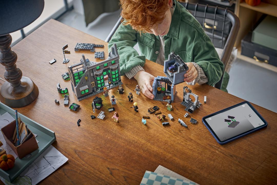 LEGO Harry Potter Knockturn Alley Wizarding Shops 76471