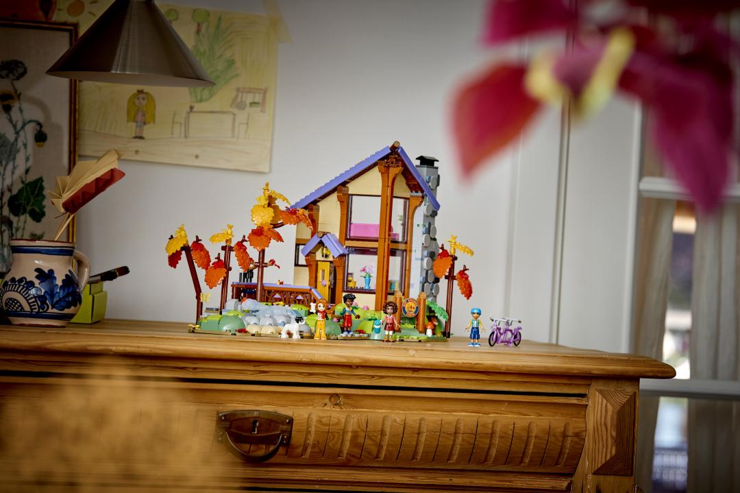 LEGO Friends Cozy Fall Forest Cabin 42705
