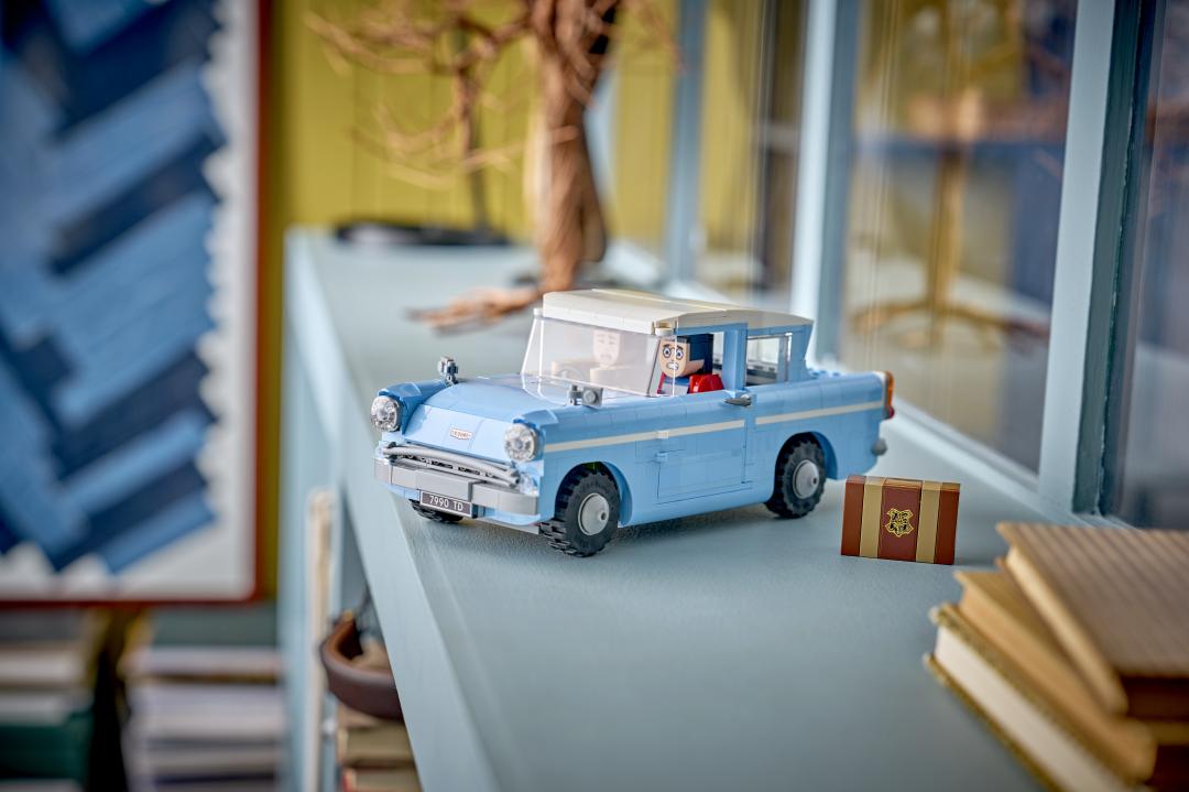 LEGO Harry Potter Enchanted Flying Ford Anglia 76470