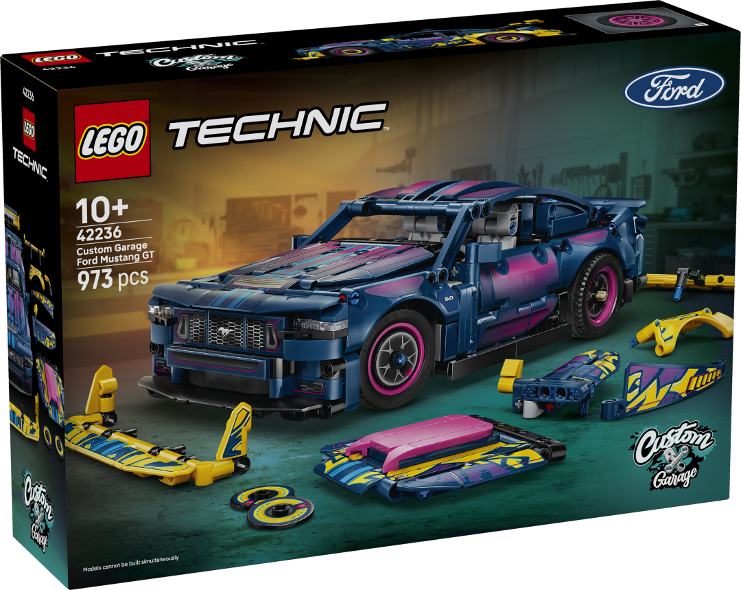 LEGO Technic Custom Garage Ford Mustang GT Car 42236