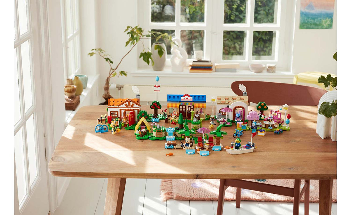 LEGO Animal Crossing Nook's Cranny & Rosie's House 77050