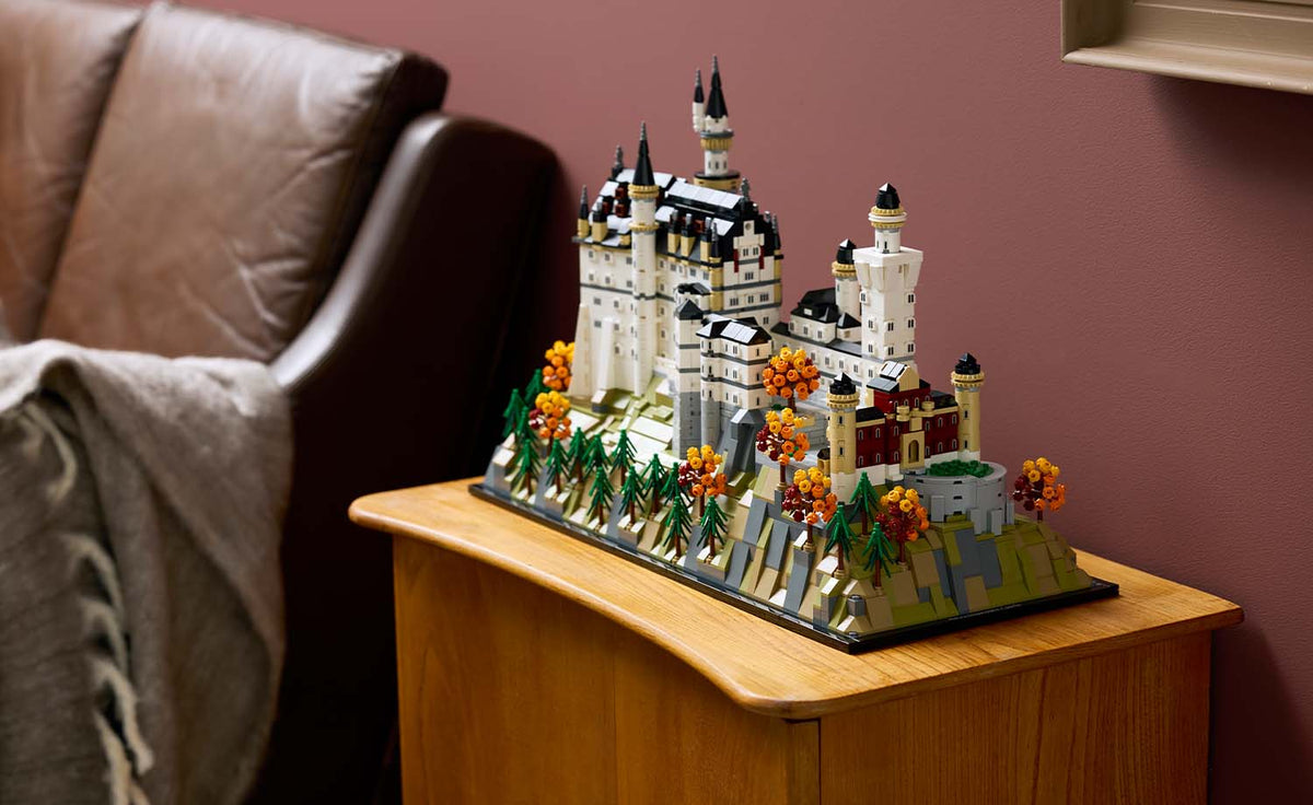 LEGO Architecture Neuschwanstein Castle 21063