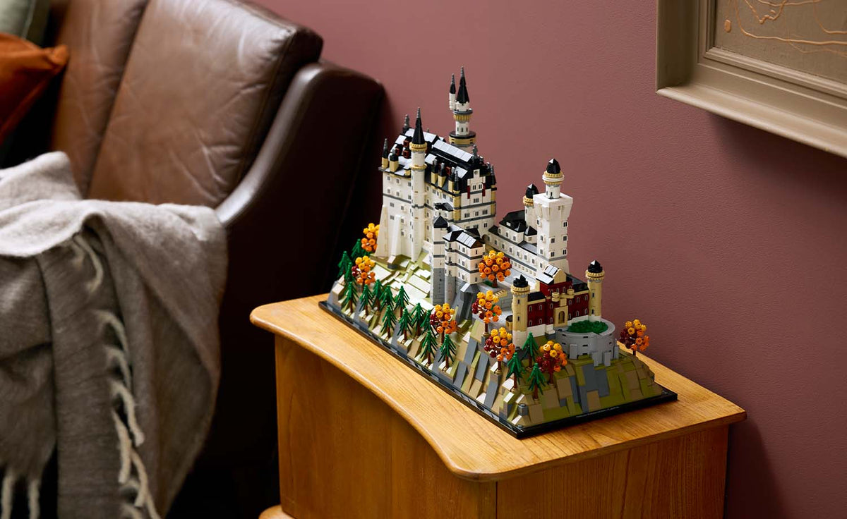 LEGO Architecture Neuschwanstein Castle 21063