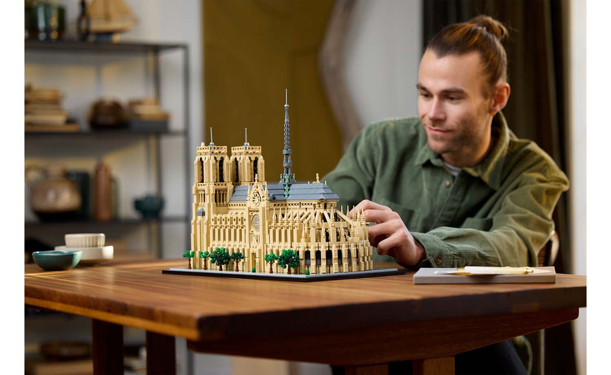 LEGO Architecture Notre-Dame de Paris 21061