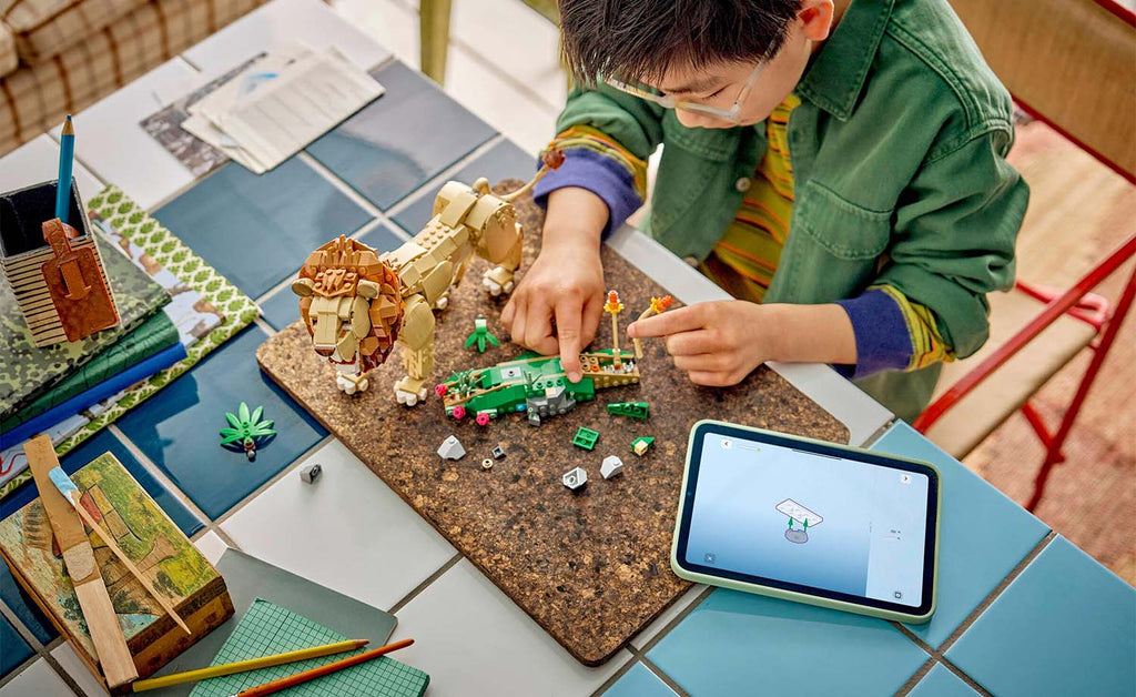 LEGO Creator 3-in-1 Wild Animals: Majestic Lion 31386
