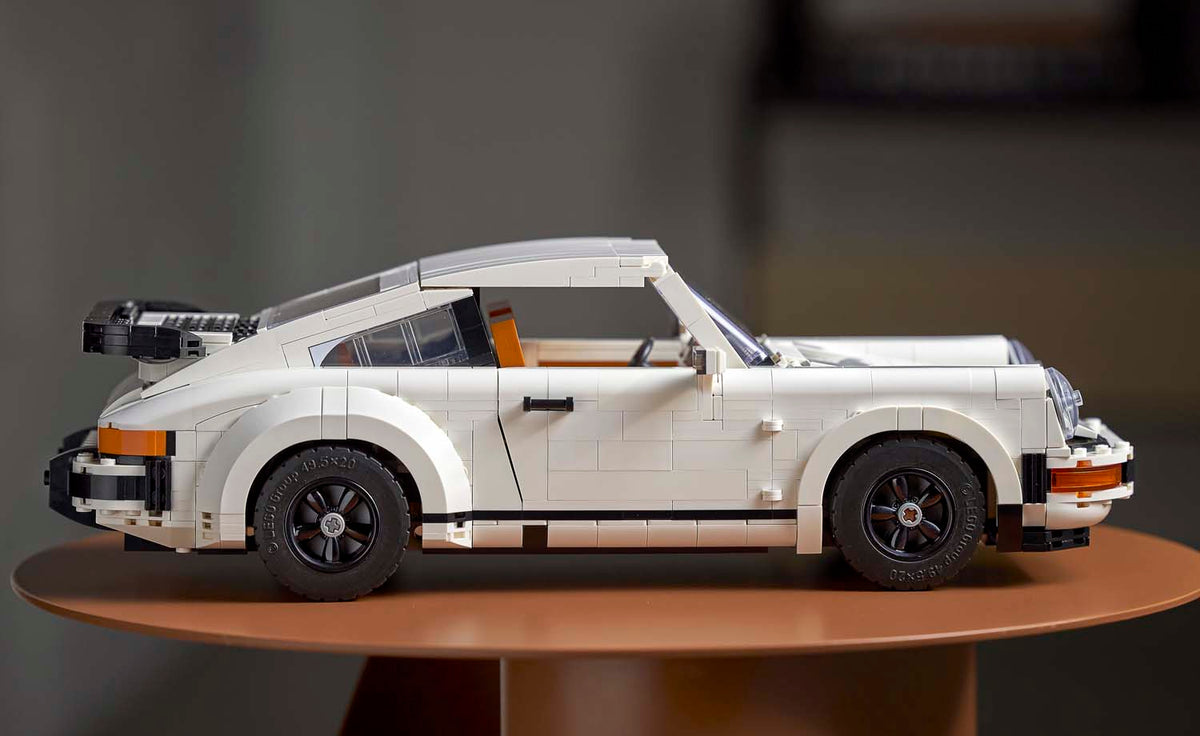 LEGO ICONS Porsche 911 10295
