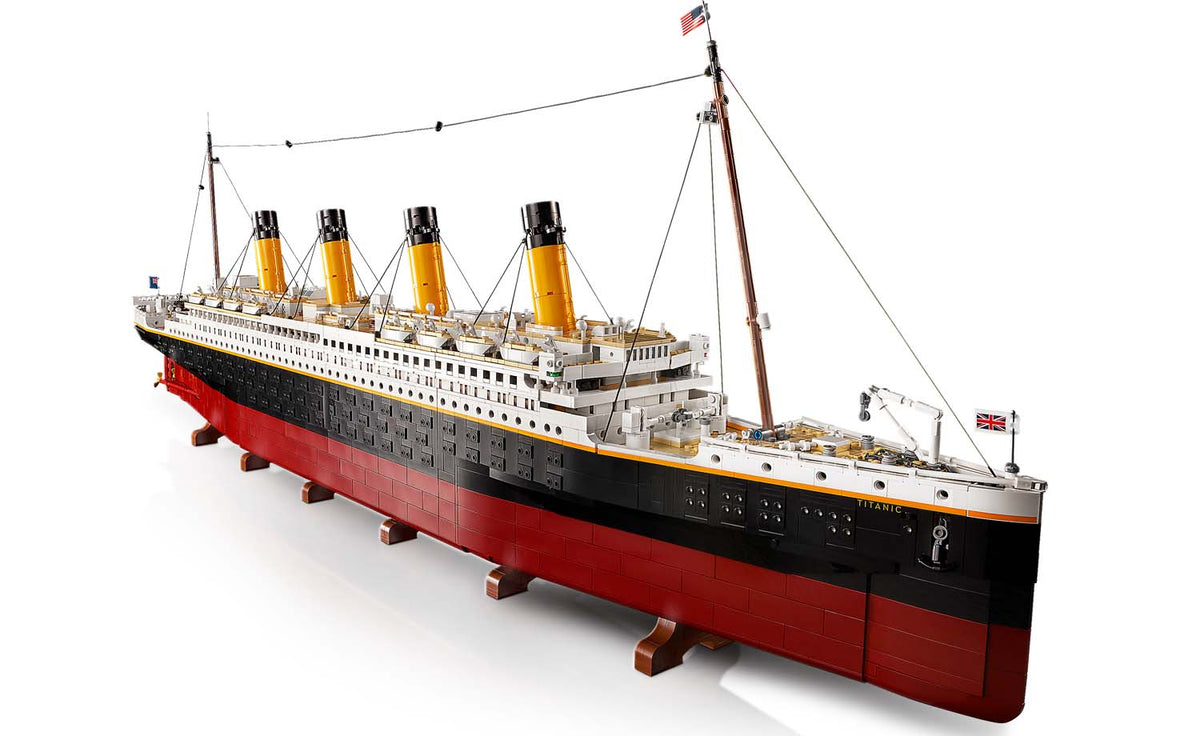 LEGO ICONS Titanic 10294