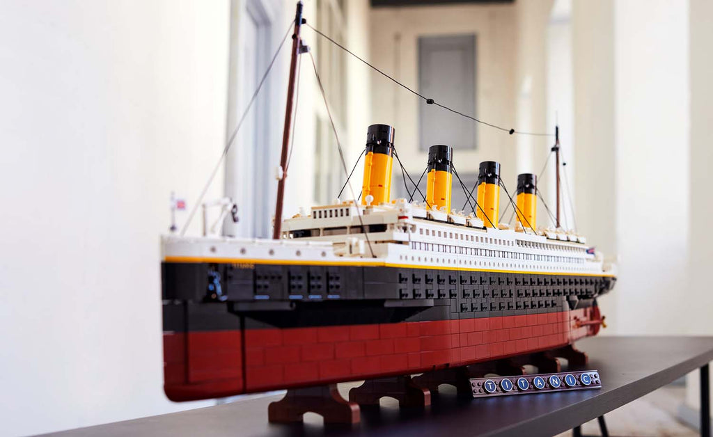 LEGO ICONS Titanic 10294