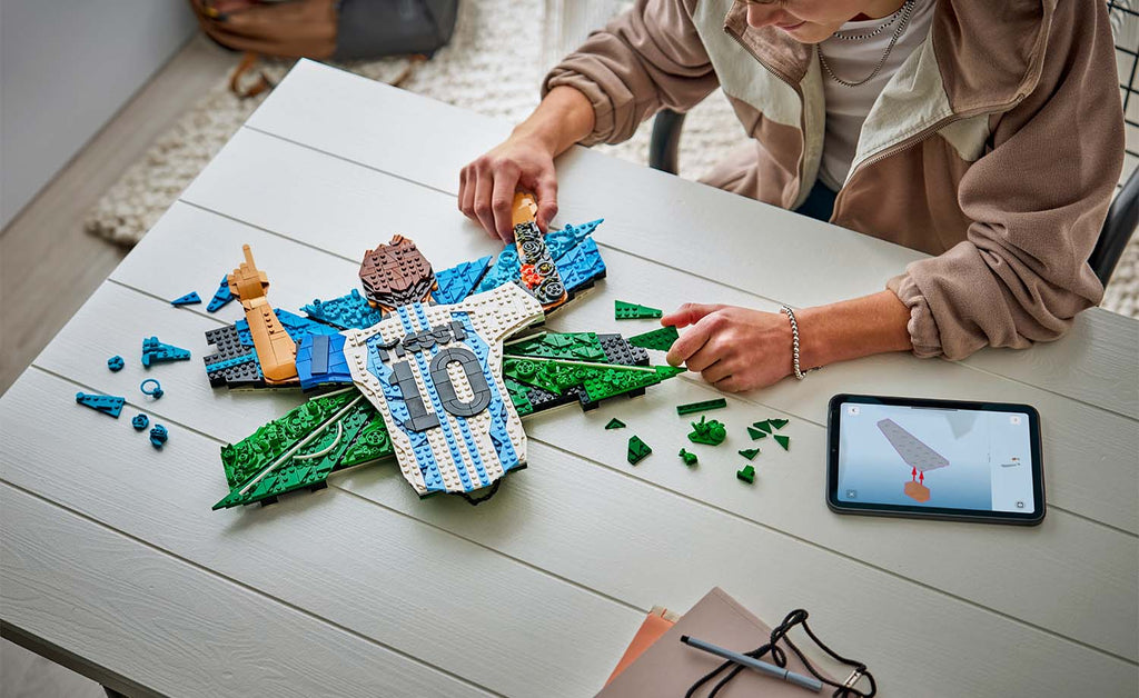 LEGO Editions Lionel Messi – Celebration 43018