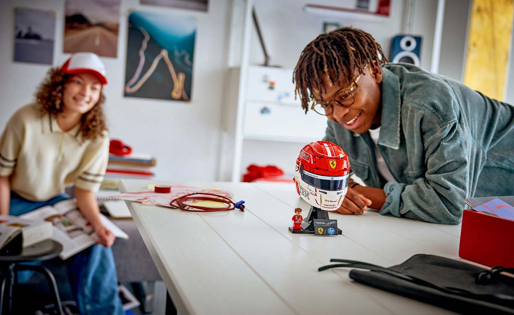 LEGO Editions Scuderia Ferrari HP Charles Leclerc Helmet 43014