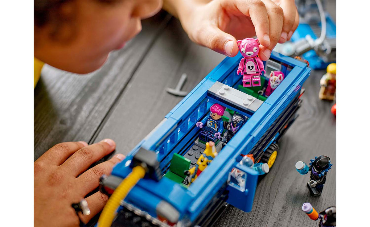 LEGO Fortnite Battle Bus 77073