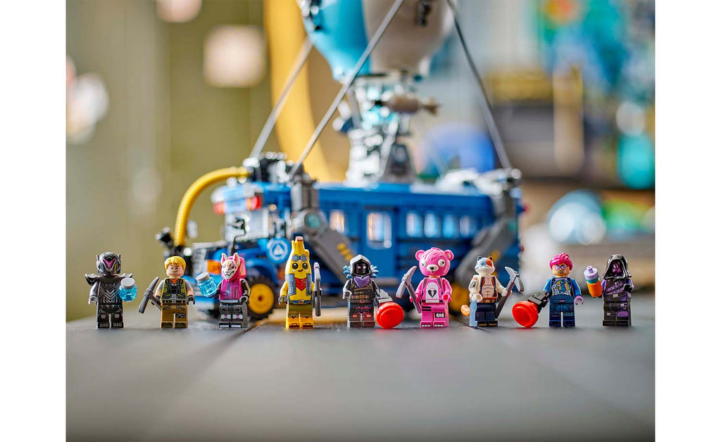 LEGO Fortnite Battle Bus 77073