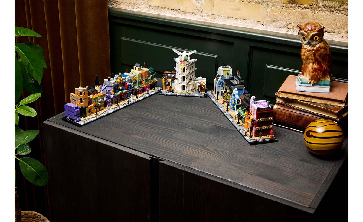 LEGO Harry Potter Diagon Alley Wizarding Shops 76444