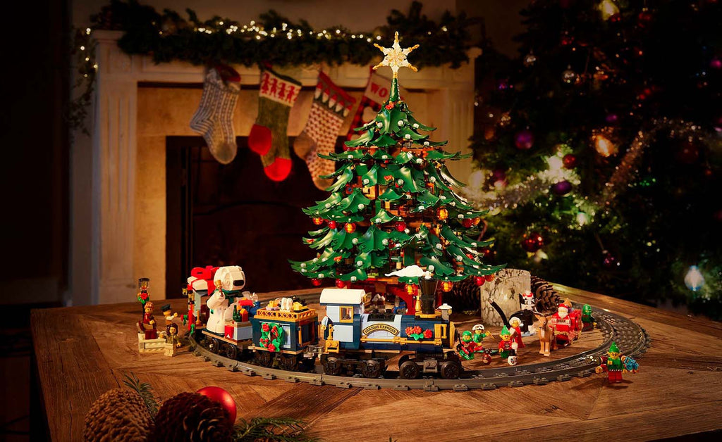 LEGO Iconic Family Christmas Tree Decoration 41843