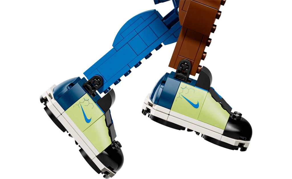 LEGO Iconic Nike Slam Dunk 43010