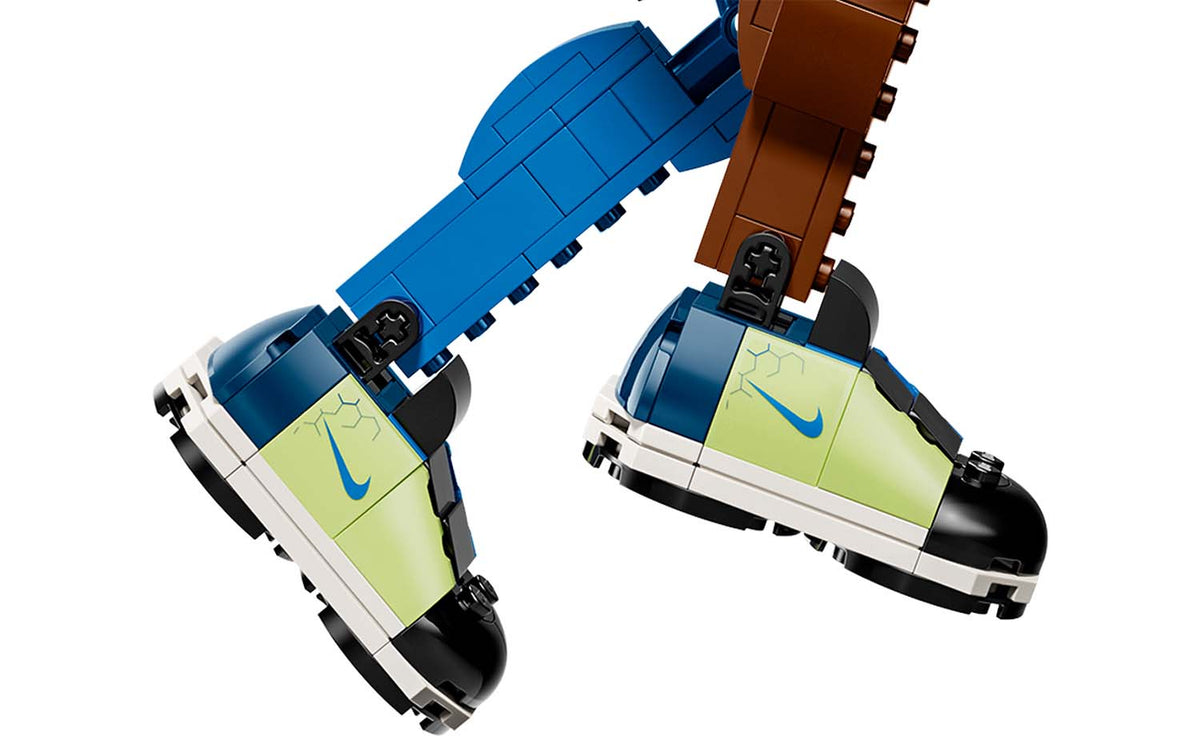 LEGO Iconic Nike Slam Dunk 43010