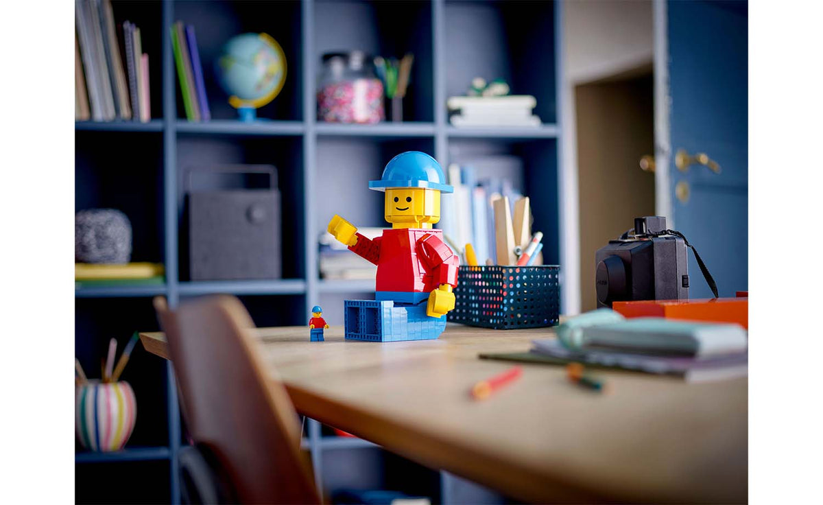 LEGO Iconic Up-Scaled Minifigure 40649