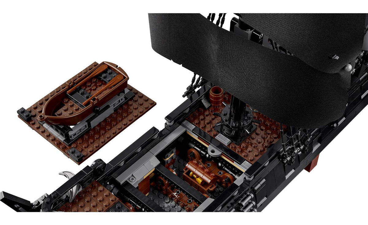 LEGO ICONS Captain Jack Sparrow's Pirate Ship 10365