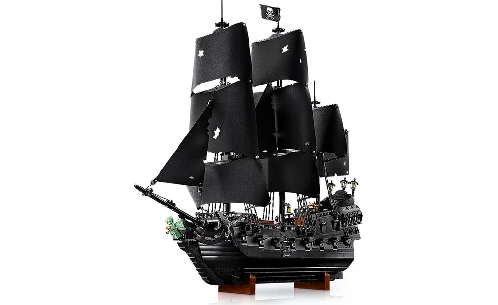 LEGO ICONS Captain Jack Sparrow's Pirate Ship 10365