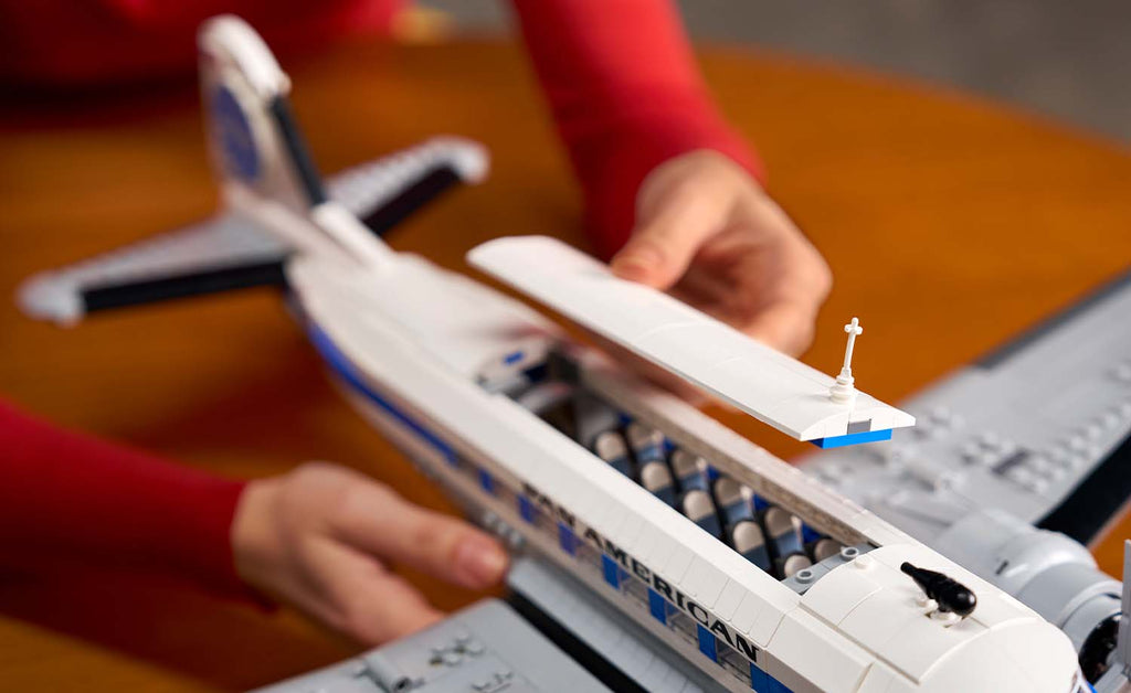 LEGO ICONS Douglas DC-3 PAN AM Airliner 11378