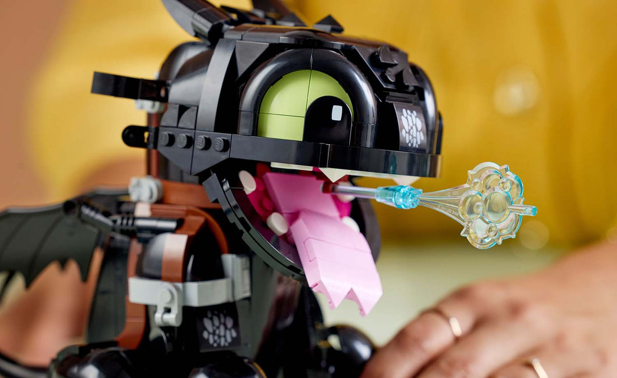 LEGO ICONS How to Train Your Dragon: Toothless 10375