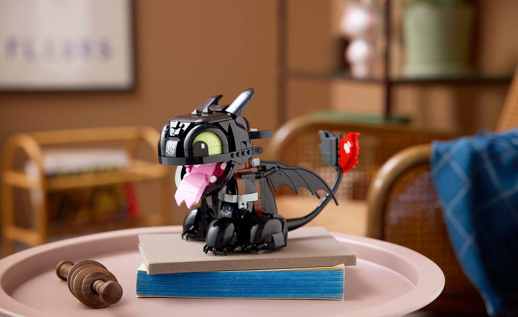 LEGO ICONS How to Train Your Dragon: Toothless 10375