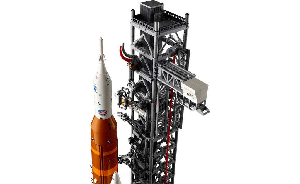 LEGO ICONS NASA Artemis Space Launch System 10341