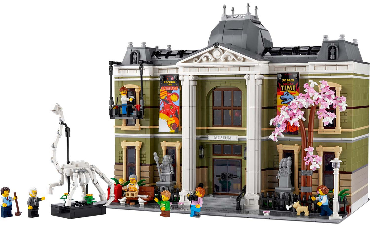 LEGO ICONS Natural History Museum 10326