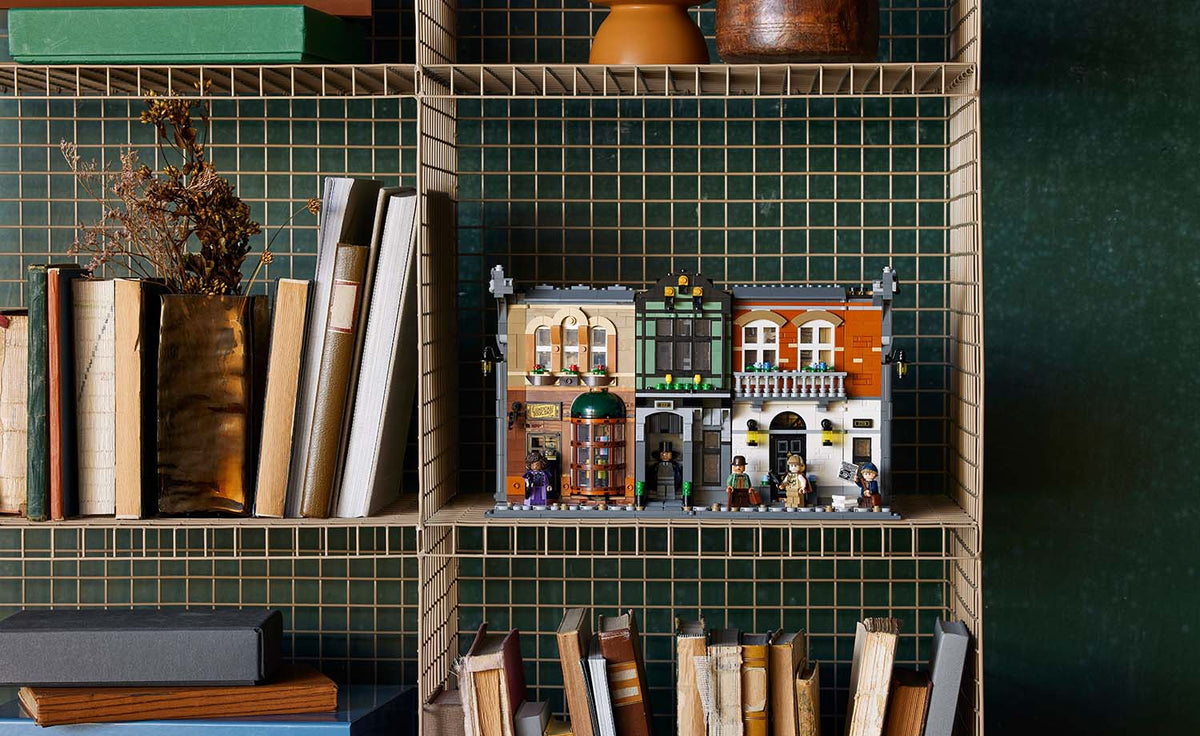 LEGO ICONS Sherlock Holmes: Book Nook 10351