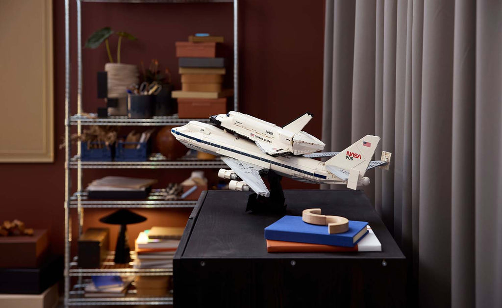 LEGO ICONS Shuttle Carrier Aircraft 10360