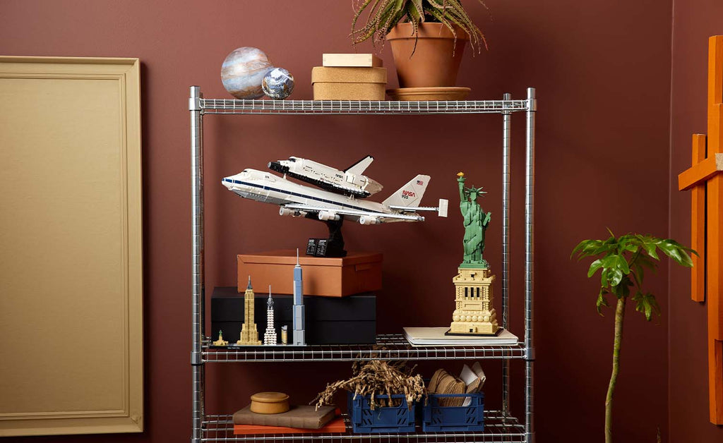 LEGO ICONS Shuttle Carrier Aircraft 10360